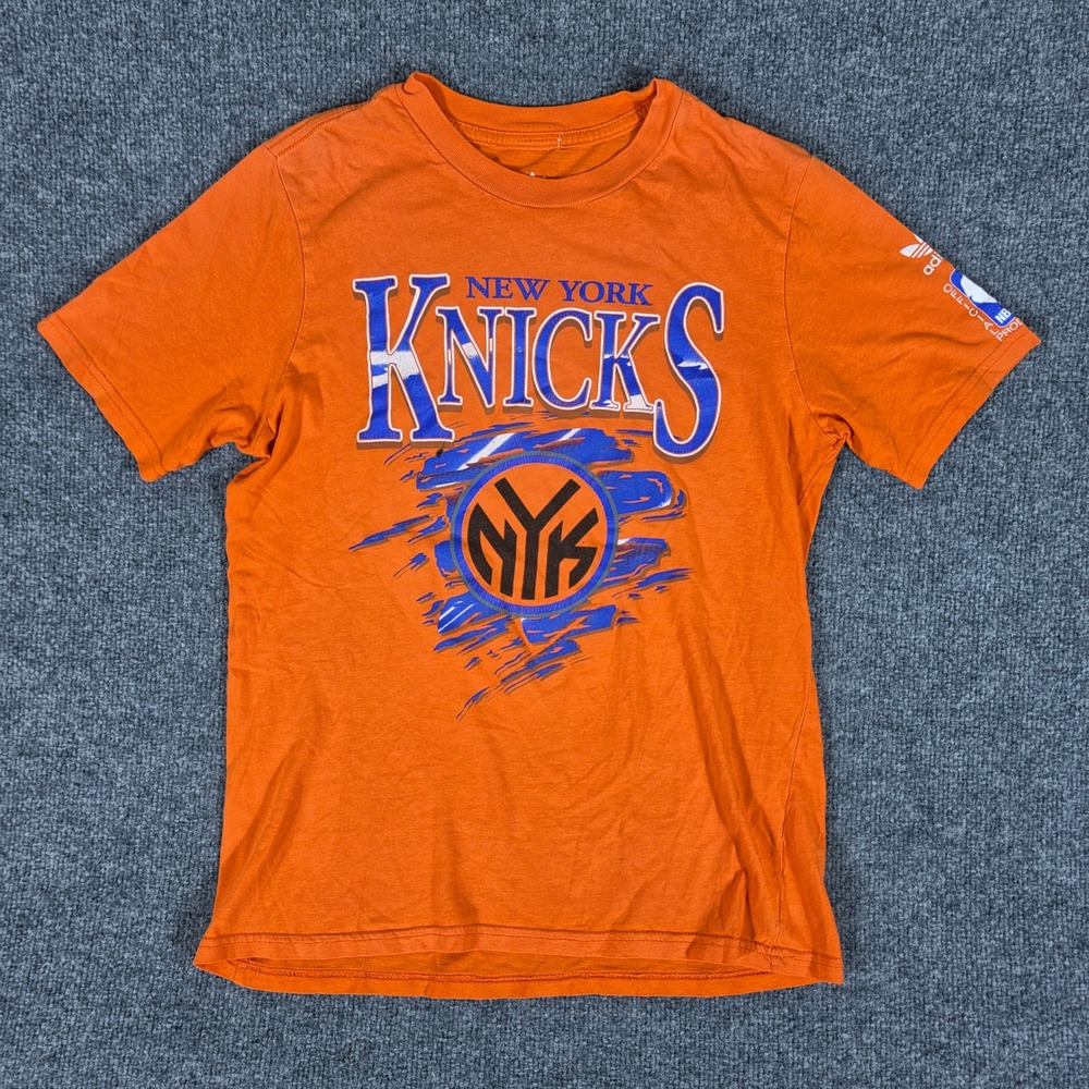Y2K Adidas New York Knicks Logo NBA Graphic T-Shirt Orange Youth Size Large
